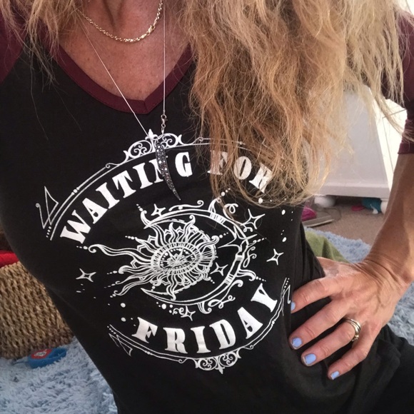 4 excellent SHIRTS all XS size - Picture 3 of 7